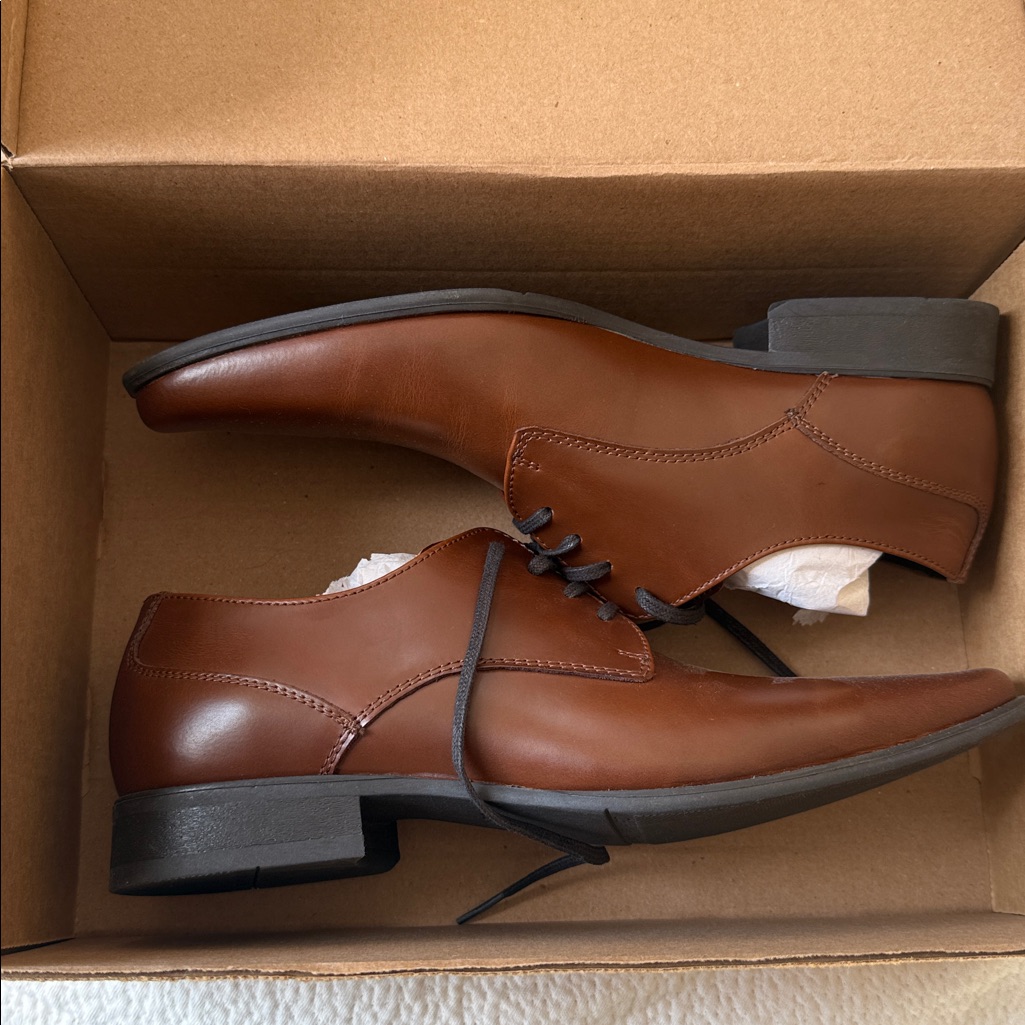 Calvin Klein Brodie Oxford Brown  Brand New